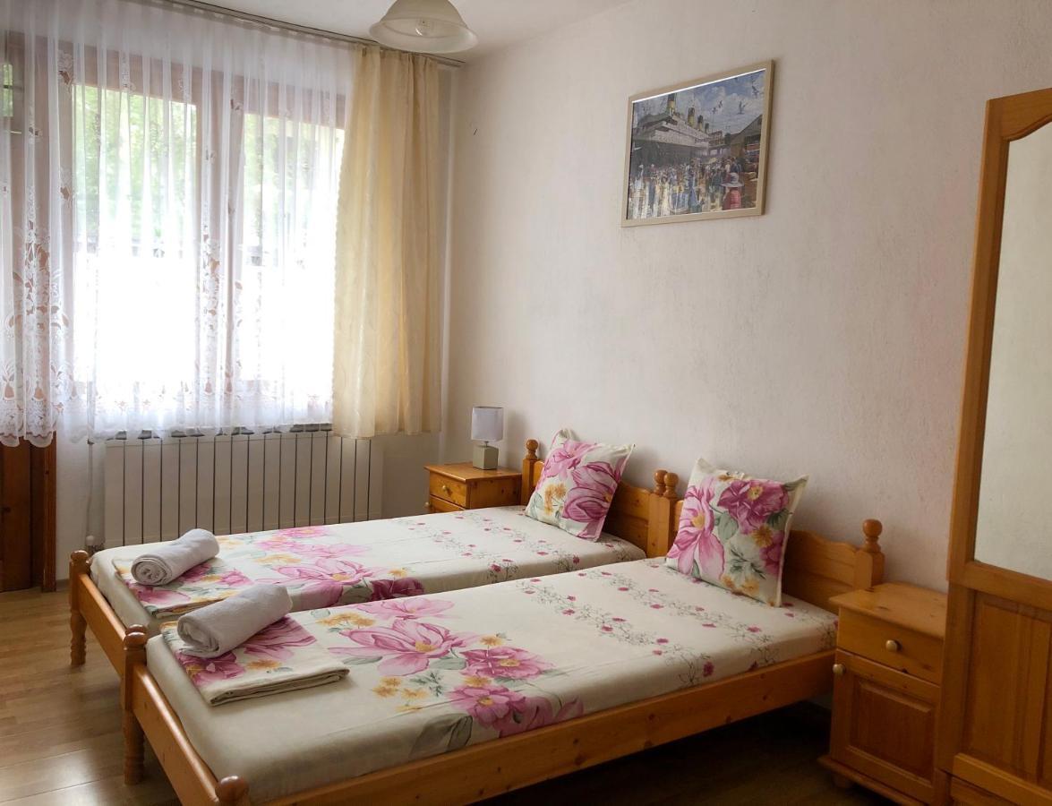 "Калоянови" Hotel ซาเรโว ภายนอก รูปภาพ